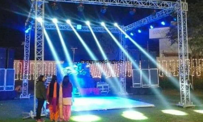 Arora Light And D J House